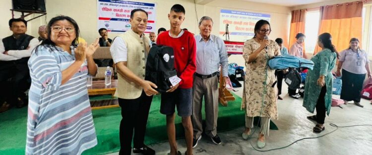 श्रमिक बालबालिकालाई शैक्षिक सामग्री