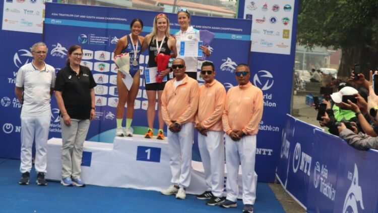 पुरुषतर्फको ट्रायथलन