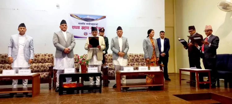 दिपक मनाङ्गे र फणिन्द्र देवकोटा