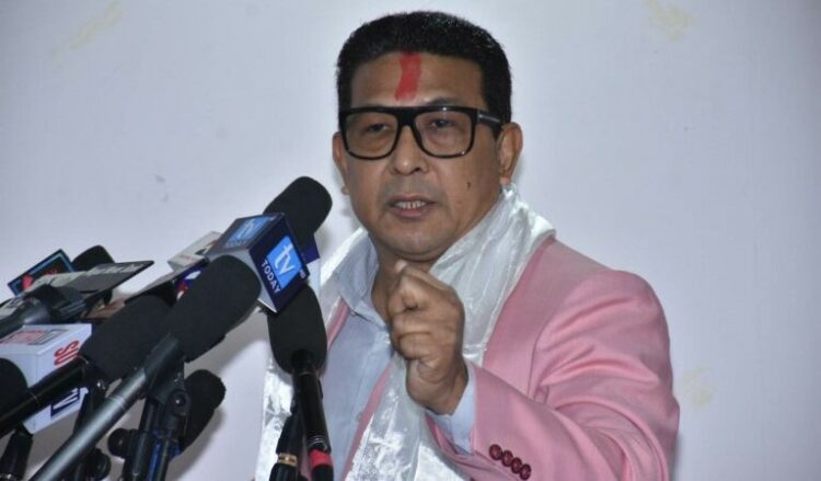 राजीव गुरुङ (दिपक मनाङे)