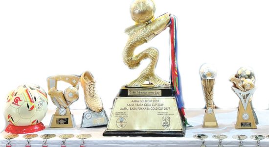 trophy-aaha-rara-550×300