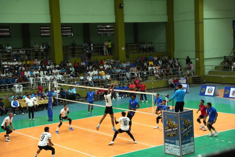 lions volley ball 4 team photo